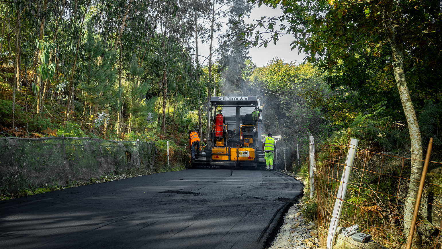 Pavimentação do Caminho Municipal de Ligação do Lugar de Sanguinhedo a Pepim 1