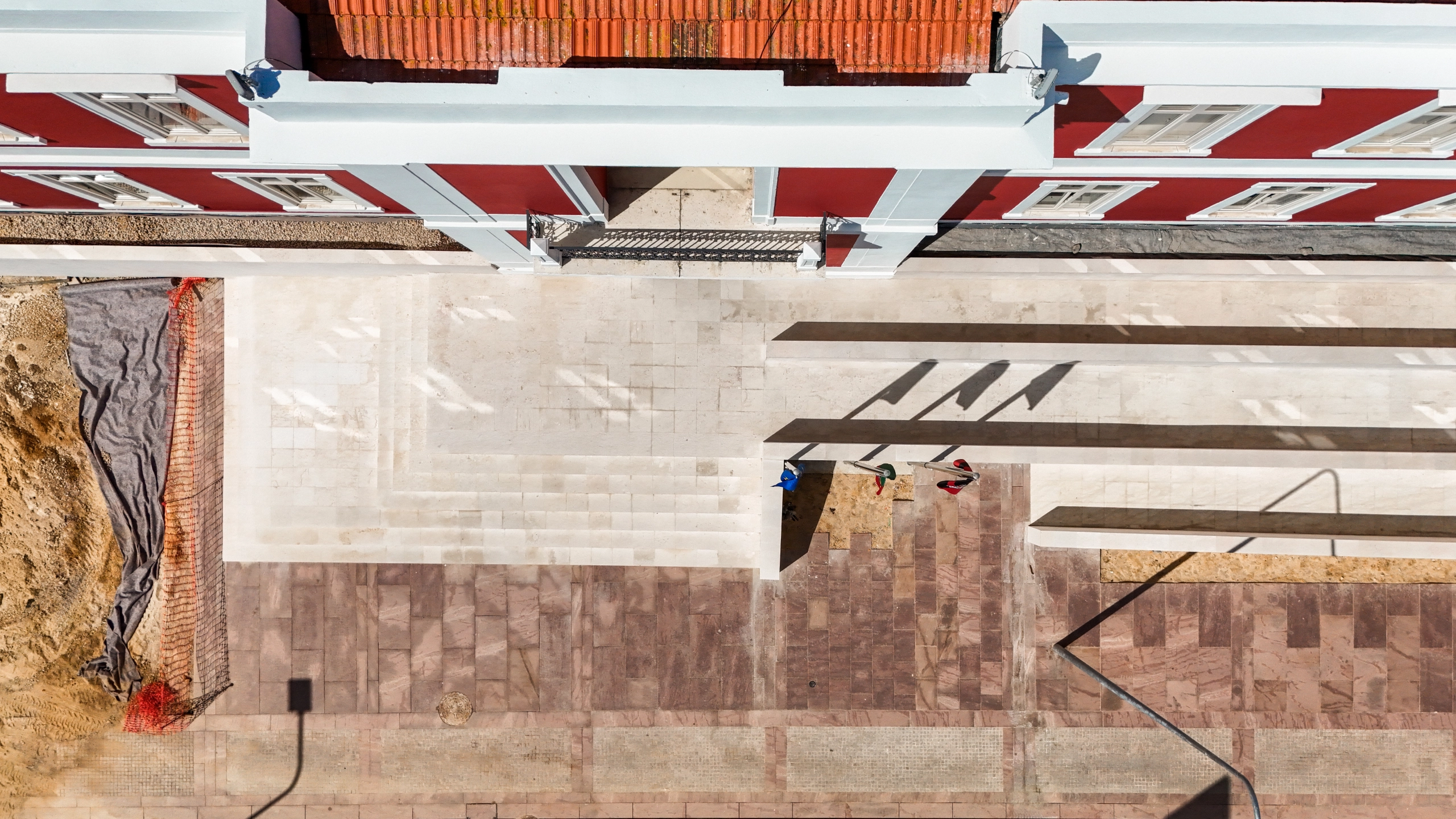 Projeto no Barreiro Velho decorre com sucesso, mantendo o comércio local em funcionamento 3