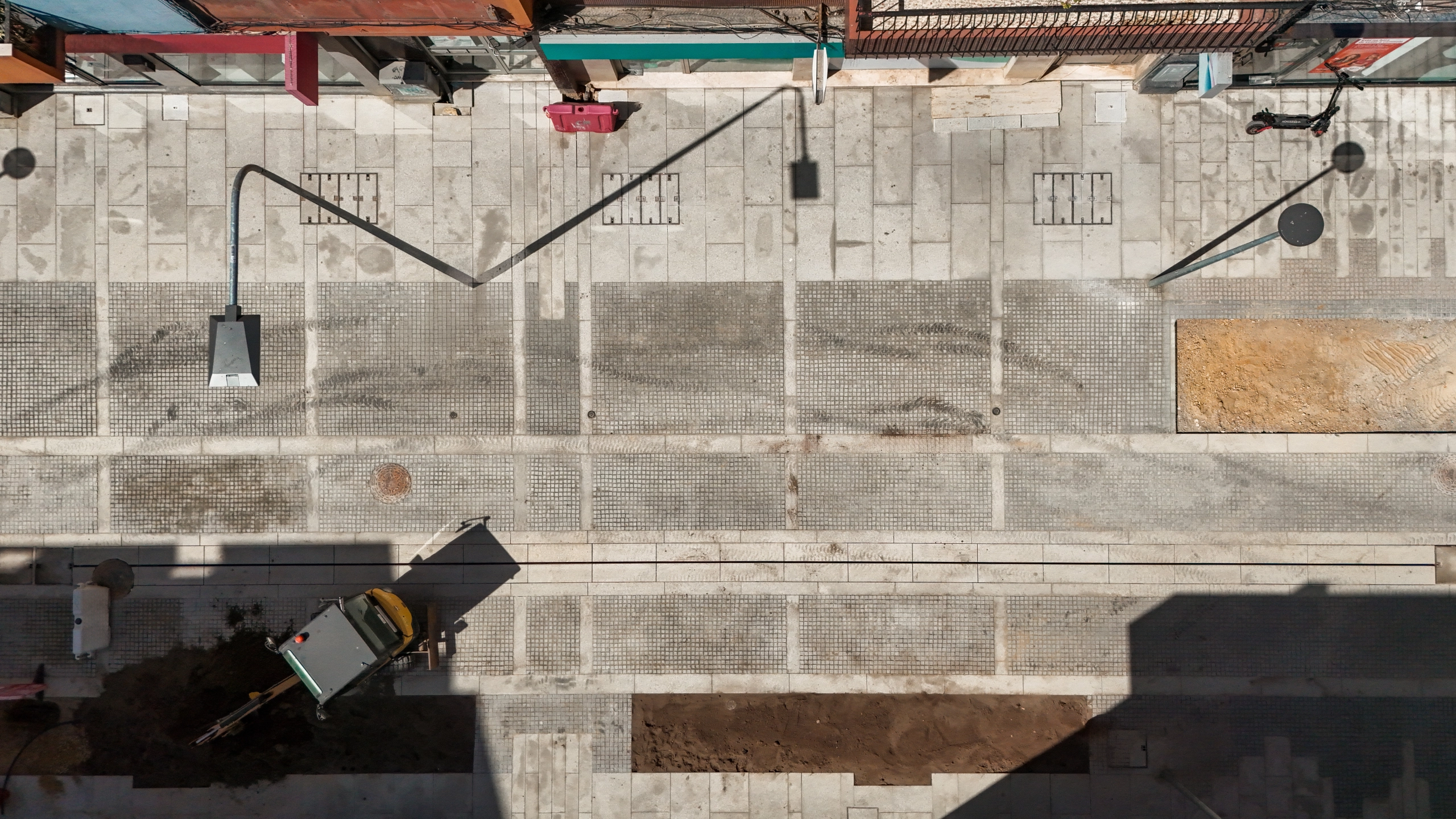 Projeto no Barreiro Velho decorre com sucesso, mantendo o comércio local em funcionamento 8